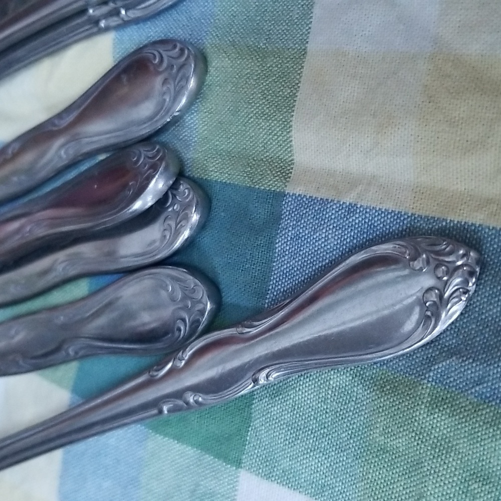 🥄VINTAGE STAINLESS FLATWEAR - Picture 5 of 7